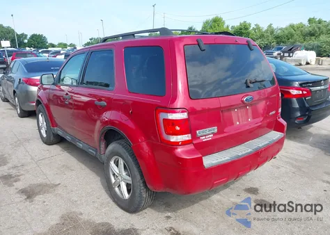 2009 Ford Escape Xlt z USA, uszkodzony, nr VIN 1FMCU93G09KC50480